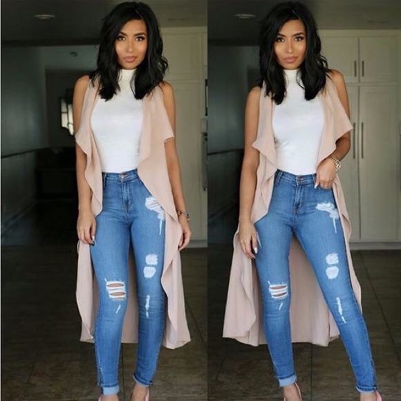 Fashion Nova Denim - Fashion Nova Medium Wash Distressed Jeans 👖